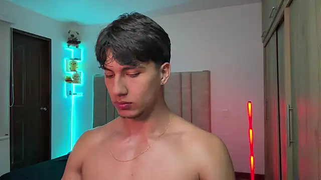 Chat +18 de CHRIS_MORGAN1 ao vivo