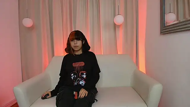 Chat +18 de the_virginqueen ao vivo