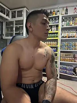 แชท XXX สดของ OliverWest04
