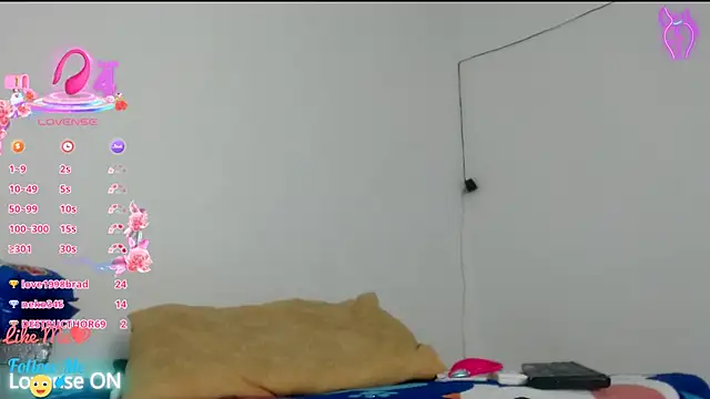 barbienoir867 Show in webcam