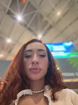 ariiel_ লাইভ XXX চ্যাট