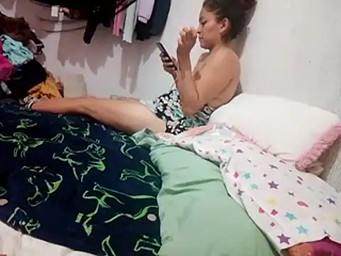 OtioseTaglinen Live XXX chat