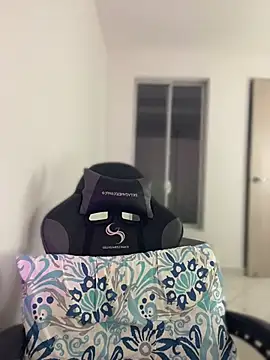 Leyah__ 라이브 XXX 채팅