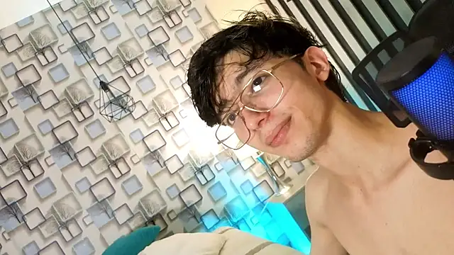 Twink_Sebas7 Chat XXX live
