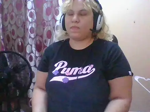 agathaa69 – Live XXX-chat