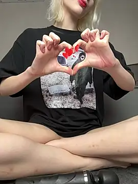 alicefrail live XXX chat