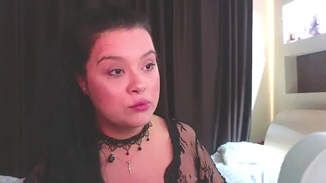 Chat +18 de Malika_uAngel ao vivo