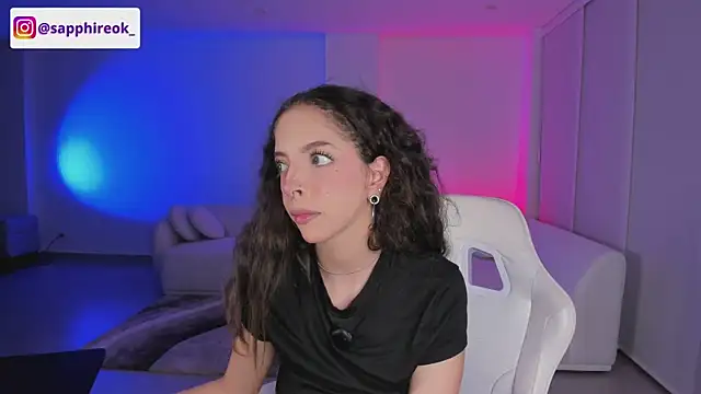 Sapphire_Venuss – Naživo XXX chat