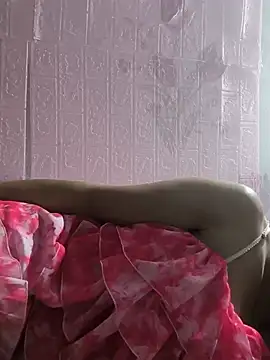 juicy-milu's Live XXX Chat