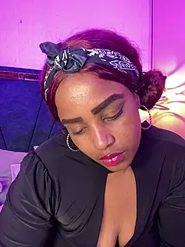 Ayla_Noir Chat XXX in diretta