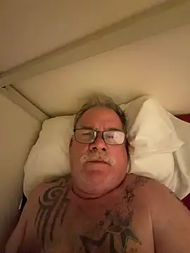 Caesar_Baxter webkamerás műsora