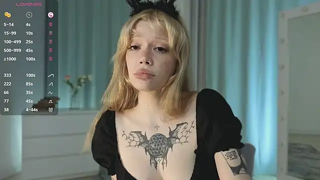 boobsybootie's Live XXX Chat