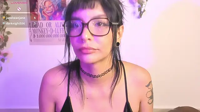 Chat XXX en directo de Luna-Chann