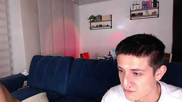 Czat XXX na żywo – ashely_ryan24