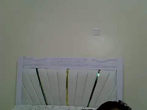 PetiteNoirrr's Live XXX Chat