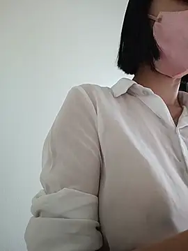 Emma_Linh Chat XXX in diretta