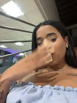 EmmaExoticaXXX: απευθείας συνομιλία ΧΧΧ