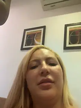 Show de Juuhschmitt na webcam