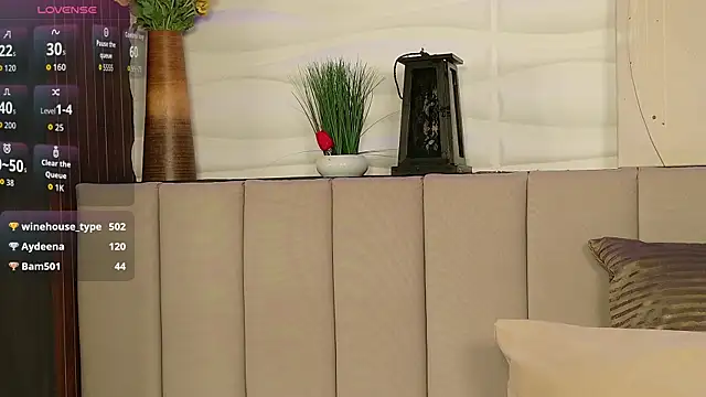 LaraRosen Chat XXX live
