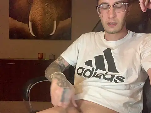 JuicyJoshy's Live XXX Chat