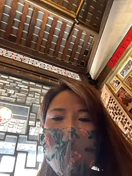 kiss_loo 即時 XXX 聊天