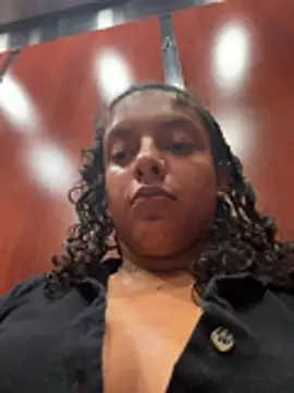 allybluee777's Live XXX Chat