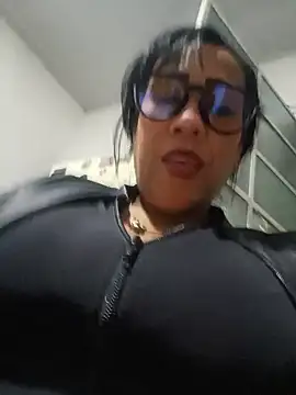 OliviaWilliamm 现场XXX聊天