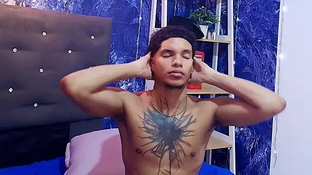 kai_storm77 Adlı Modelin Canlı XXX Sohbeti