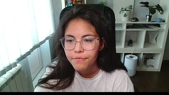 Anda_here XXX чат на живо