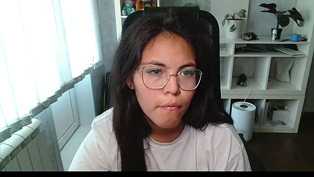 Anda_heren Live XXX chat