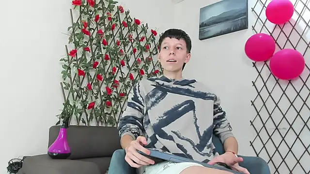 Chatroom XXX en direct de LiamBrown09