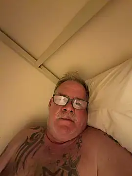 Chat XXX ao vivo de Caesar_Baxter