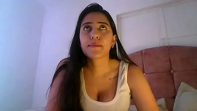 Paris-love Adlı Modelin Canlı XXX Sohbeti