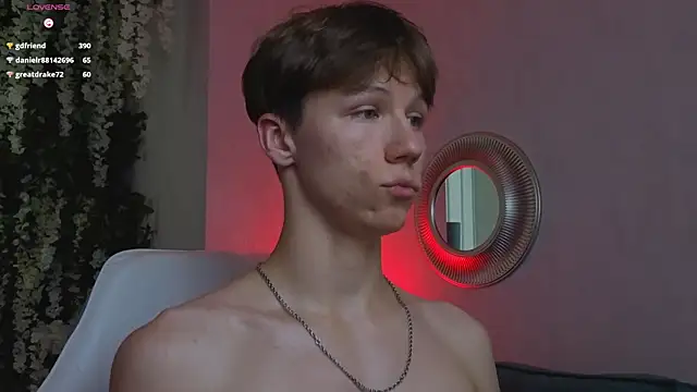 cuMte_boy 现场XXX聊天