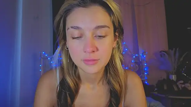 Funny_Bunny's Live XXX Chat