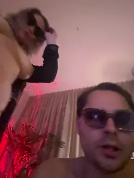 hottogetherNL's Live XXX Chat