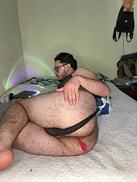 SubBoy_bear live XXX chat
