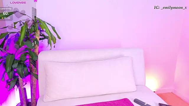 Czat XXX na żywo – onlyemily_