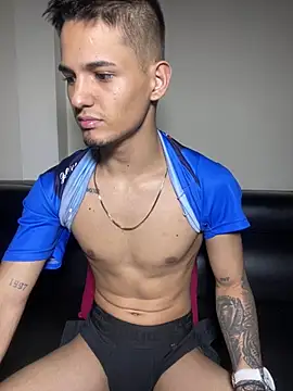 Webkamerová show Aaronsexroom