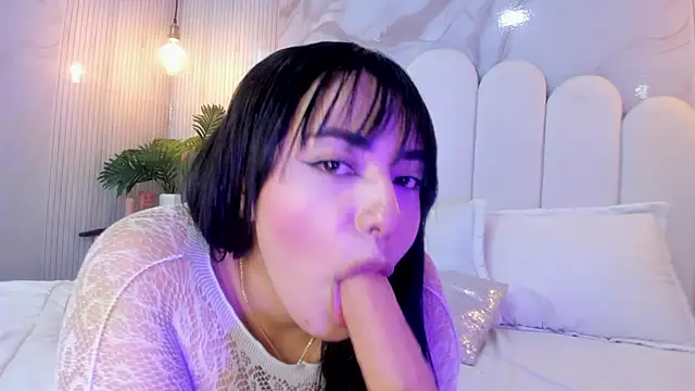 Kendall_curvesn Live XXX chat