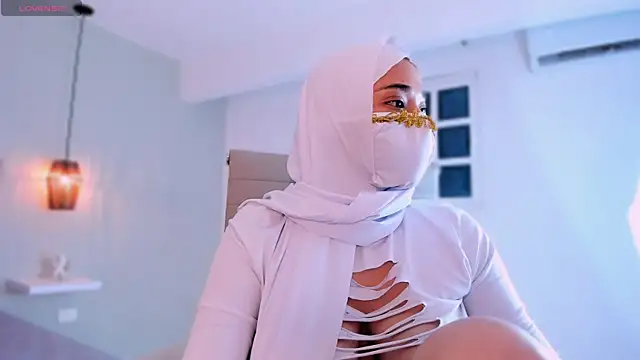 LittleNoor Chat XXX live