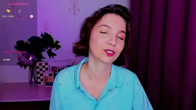 KindHazelHere_'s Live XXX Chat