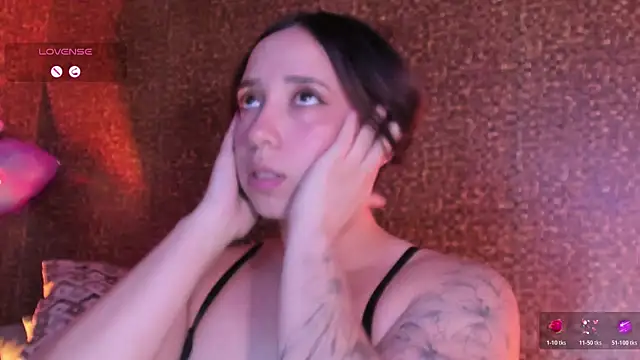 Chat +18 de Apartment28 ao vivo