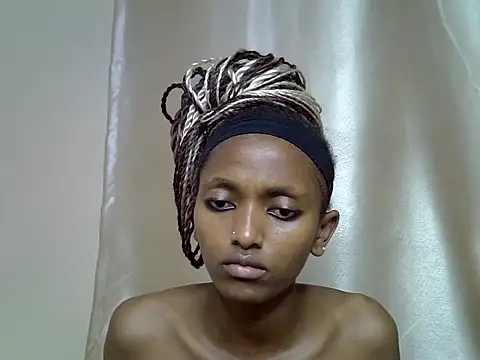 Qute_nimple Chat XXX live
