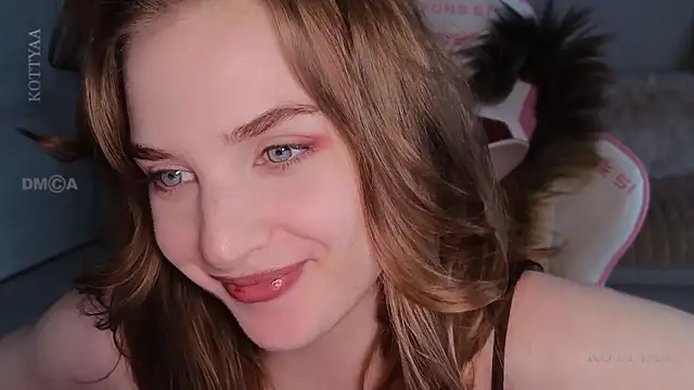 -Kottyaa- – Naživo XXX chat
