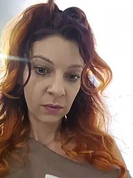 FreyaFucksFans Chat XXX in diretta