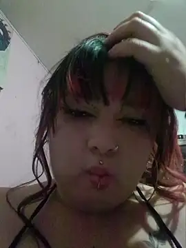 curvy_latina's Live XXX Chat
