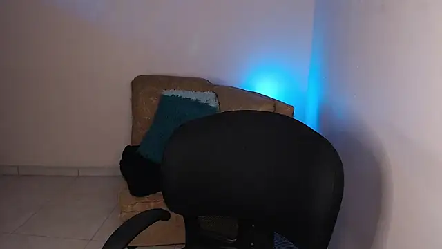 Chat XXX ao vivo de iam_emy