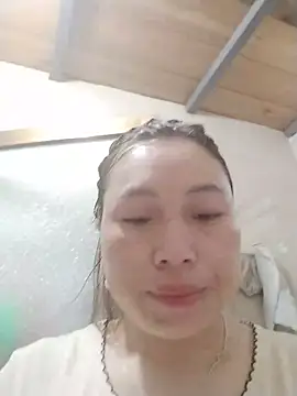 Cong2211's Live XXX Chat