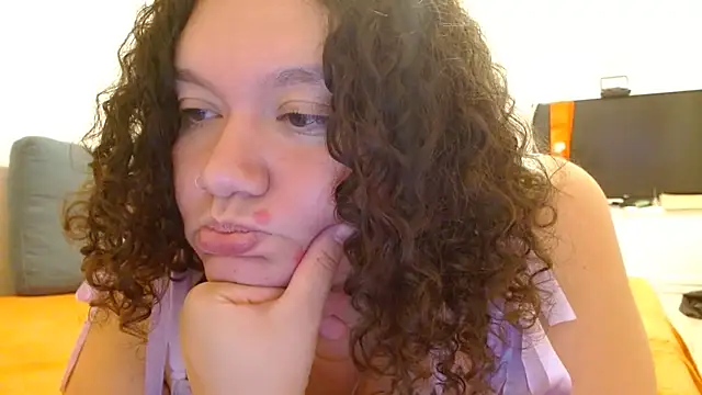 Živý XXX chat HeidiSanabria
